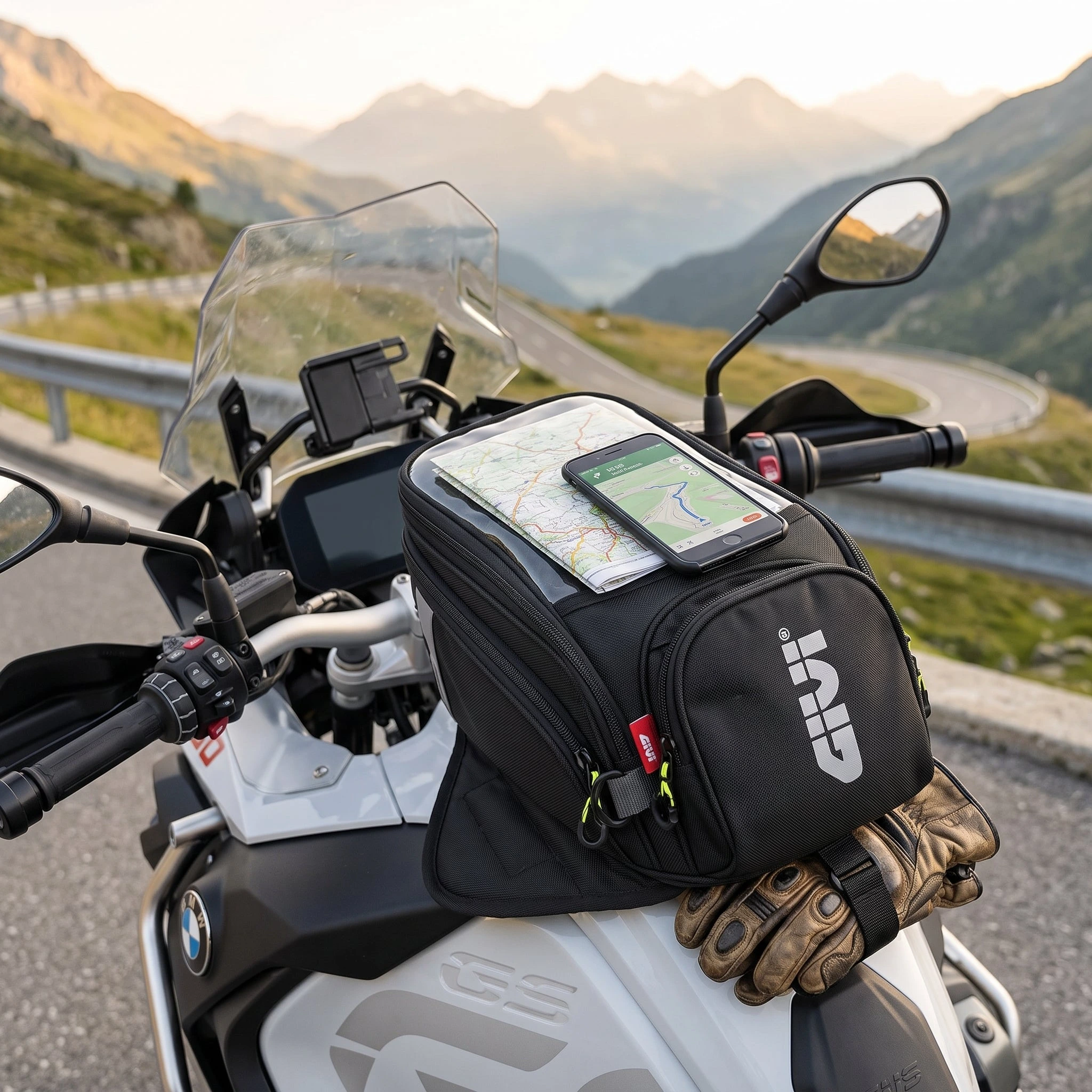 Motorcycle Tank Bag Compact Magnetic And Strap-On Tank Pack With Transparent Mobile Pocket